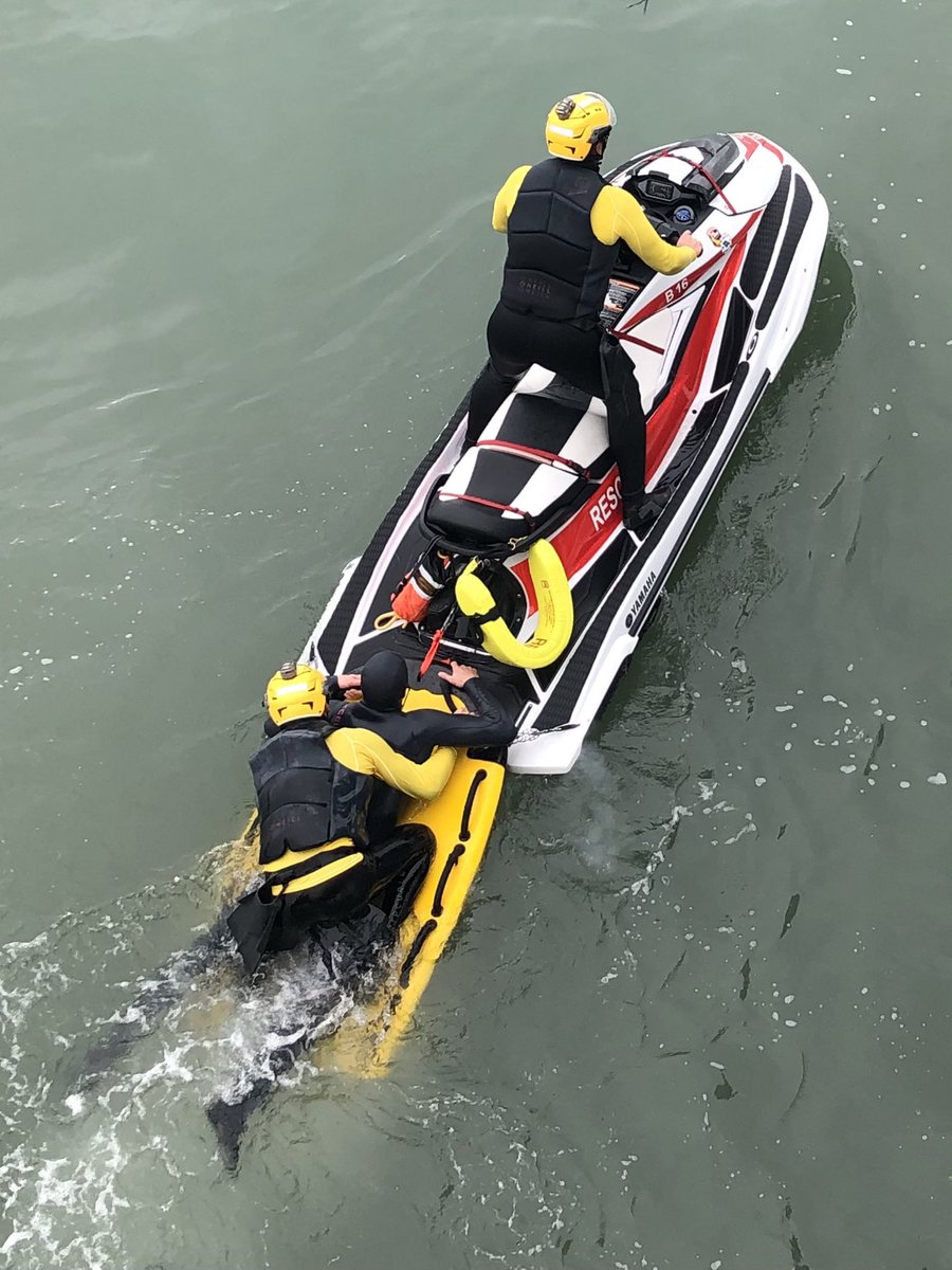 slocountyinfo's tweet image. CALFIRE_SLO: Personnel from Cayucos Station 16 and South Bay Station 15 perform RWC (Rescue WaterCraft) and Rescue Swimmer training at the Cayucos Pier #calfireslo