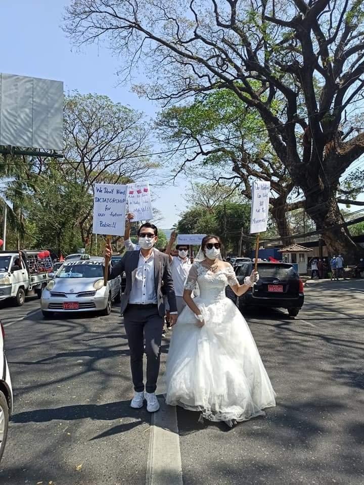 YuYu_Lwin's tweet photo. #WhatIsHappeningInMyanmar #RejectTheMilitary #HearTheVoiceOfMyanmar https://t.co/bsAqZemNkE
