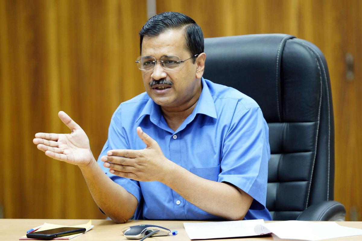 editorneindia's tweet photo. Delhi CM Arvind Kejriwal's daughter Harshita Kejriwal has fallen prey to a QR code scam, allegedly losing Rs 34,000 to a fraudster while trying to sell a second-hand sofa set.
#Delhi #OLX #OLXScam @DelhiPolice https://t.co/Pn0ymctGQp