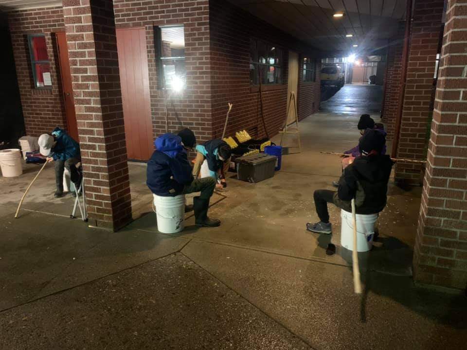 1stHaney's tweet image. Pack B met up to practice their knife safety and widdle some hiking sticks @scoutscanada #ScoutsDoStuff #Scouts #safescouting