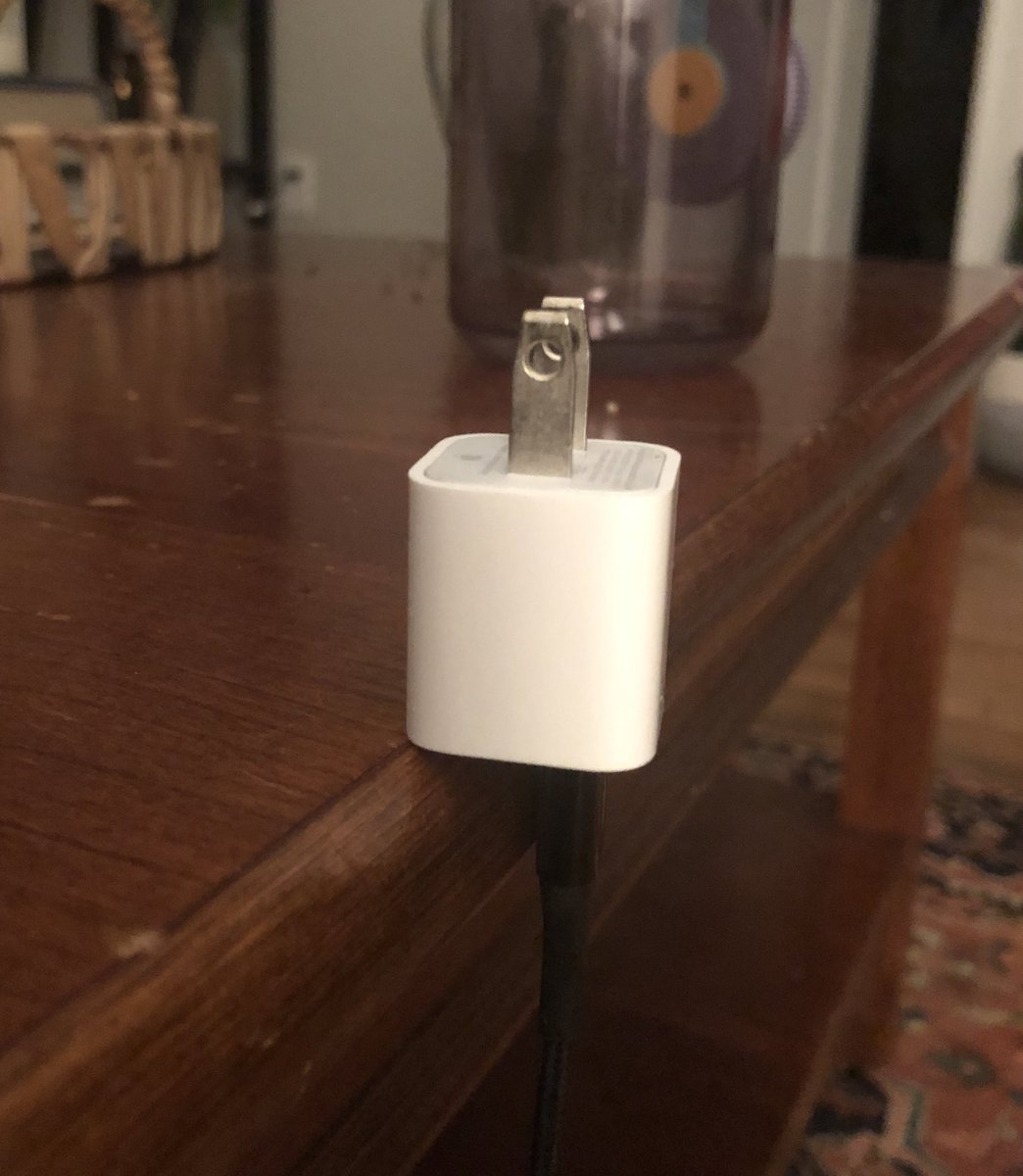 MMZold's tweet image. Family and friends: Hey man, you hanging in there?

Me: