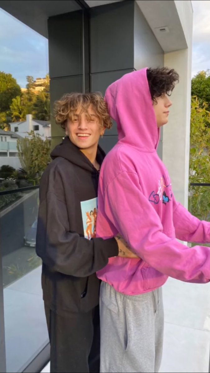 coopthinker's tweet photo. happy birthday jaden!! 🖤 https://t.co/HUaxjjDK0R