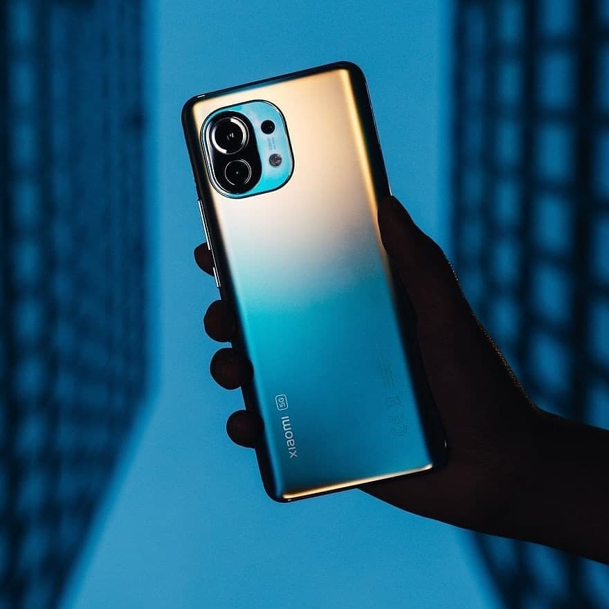 SmartGadget7's tweet photo. Xiaomi #Mi11 Global Variant launched
Key Features or Price ⤵️
6.8" inch FHD+ Punch-hole 2K AMOLED Display
120Hz Refresh Rate
Snapdragon 888 🔲
108+13+5MP Triple 📸
20MP🤳
In-Display Fingerprint Scanner
4600mAh🔋
55W Fast Charging
10W Reverse Wireless Charging
Android 11
#Xiaomi https://t.co/FW1IEsOGsS