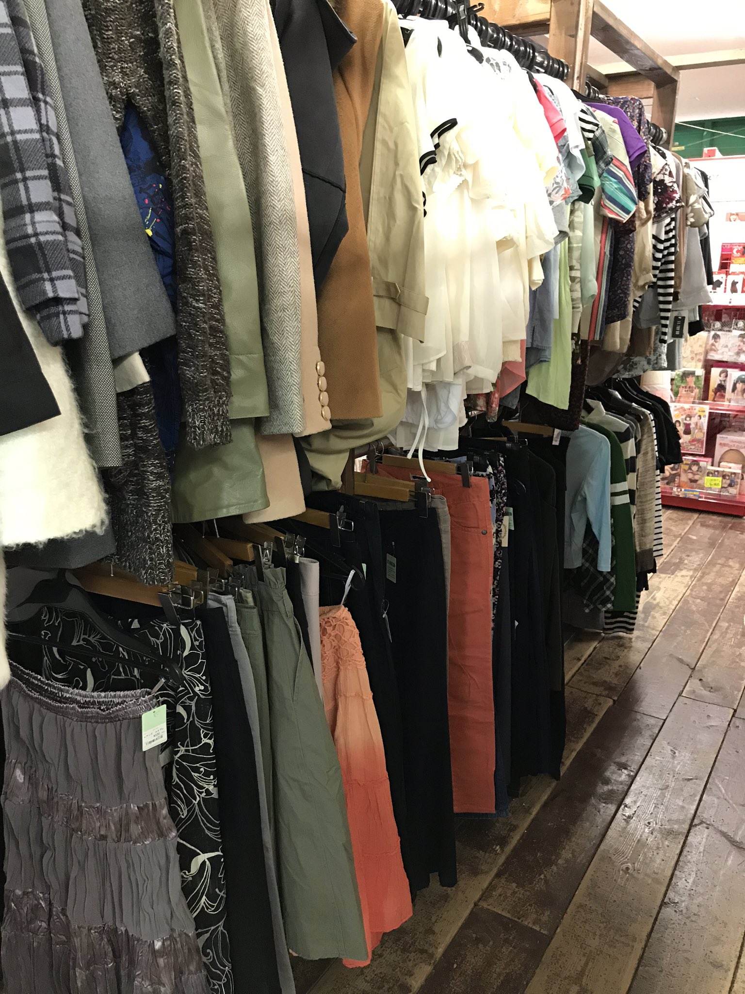 千葉鑑定団千葉北店アダルト コスプレコーナー拡大 大充実のラインナップ 千葉鑑定団千葉北 千葉アダルト エッチなお店 アダルトショップ 鑑定団 ガチャ ガチャガチャ 下着 パンツ ストッキング セクシー Sexy ランジェリー コスプレ