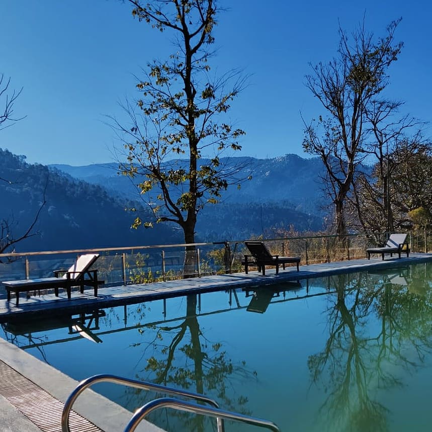 banjaracamps's tweet photo. All you need is #love But a little #vacation now and then doesn’t hurt 😋

Exciting Valentine's offers for an offbeat #adventure holiday just 2.5 hours from Chandigarh. 

#chail #Hills #banjaracamps https://t.co/gXZTNsH1bK