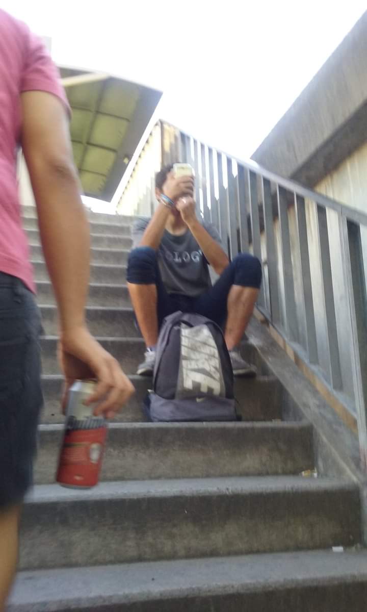 KmilaPicc's tweet photo. ⚠️VICENTE LÓPEZ, Laprida y Blas Parera, hay un tipo masturbandose y acosando mujeres Cristian Andrés Leiva, 30 años, delgado, tez blanca y barba. Suele estar sentado ahí. Ya hay denuncia hecha pero lo liberaron por NO TENER ANTECEDENTES. + https://t.co/ibuc4nIui9