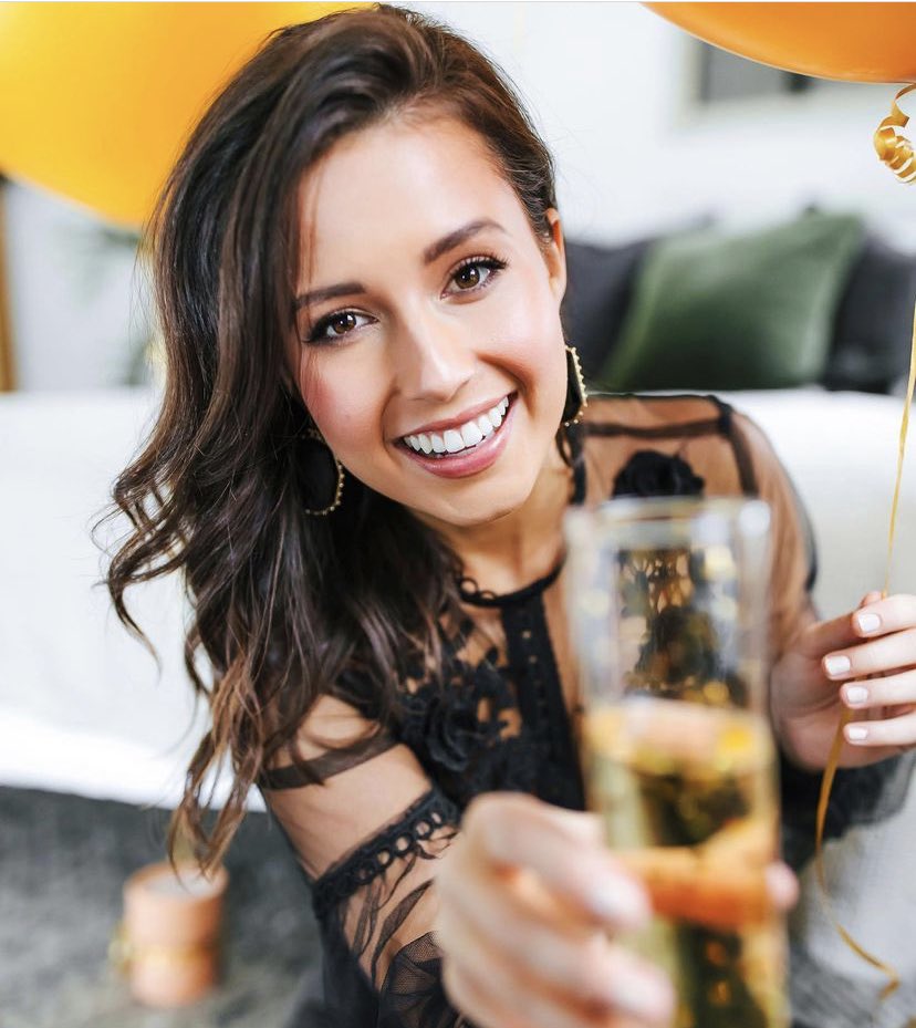 chloerosetv's tweet photo. Retweet is you want Katie to be the next bachelorette #TheBachelor https://t.co/iauajhwpNc