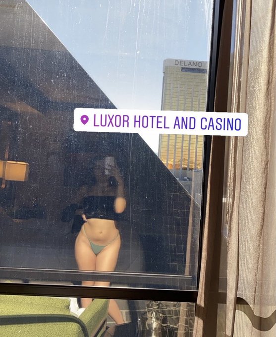 Heaven or Las Vegas? https://t.co/sBUG3f7TQ2