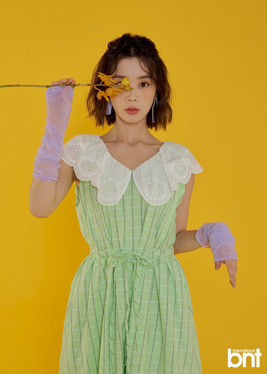 rrrEnt_official's tweet photo. [#HYERIM]📷
BNT 화보 | 혜림 "원더걸스 활동 후 열공 모드…통번역 전공 대학생활 대만족"

https://t.co/cmMdITvopf

#혜림 #우혜림 
#rrr #르엔터테인먼트 https://t.co/lQ0A2acWaz