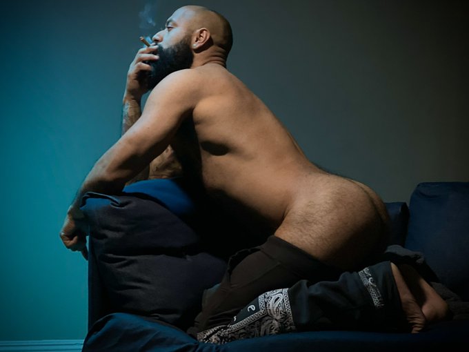 Woof woof! @leoforteXXX is looking all kinds of yummy in this new photo set.
#StoneyPup #muslcepup #420