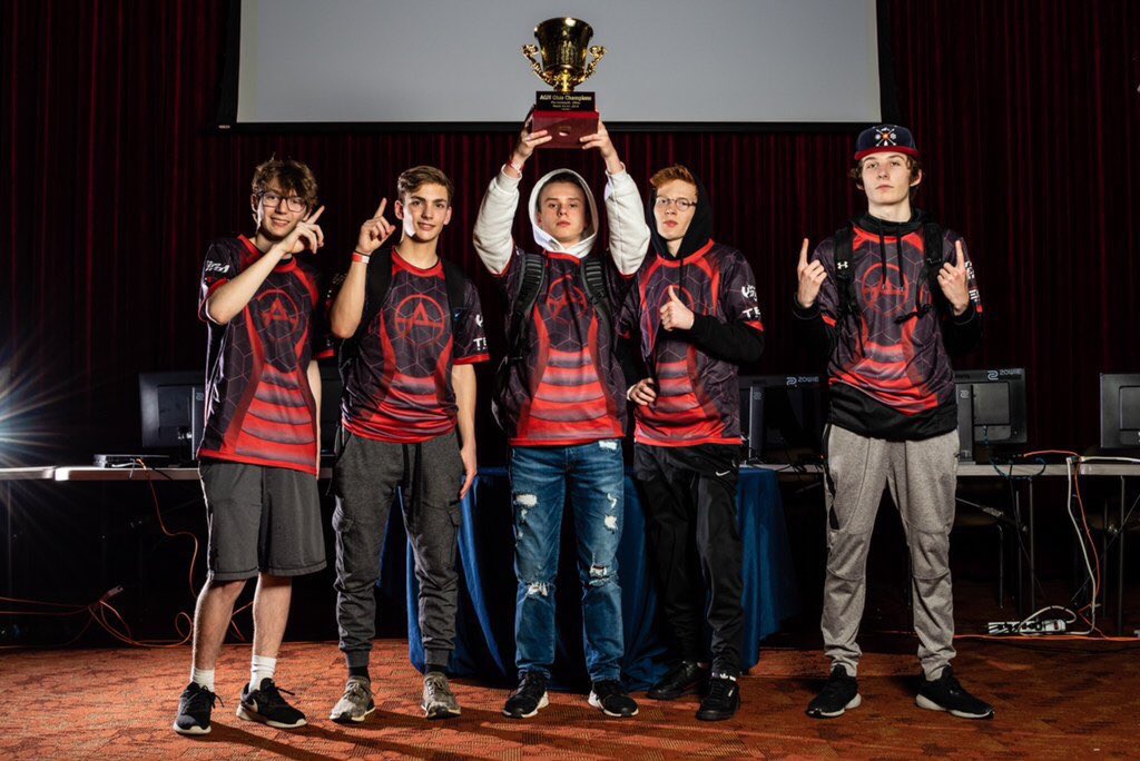 RT if you miss LAN. 🥲