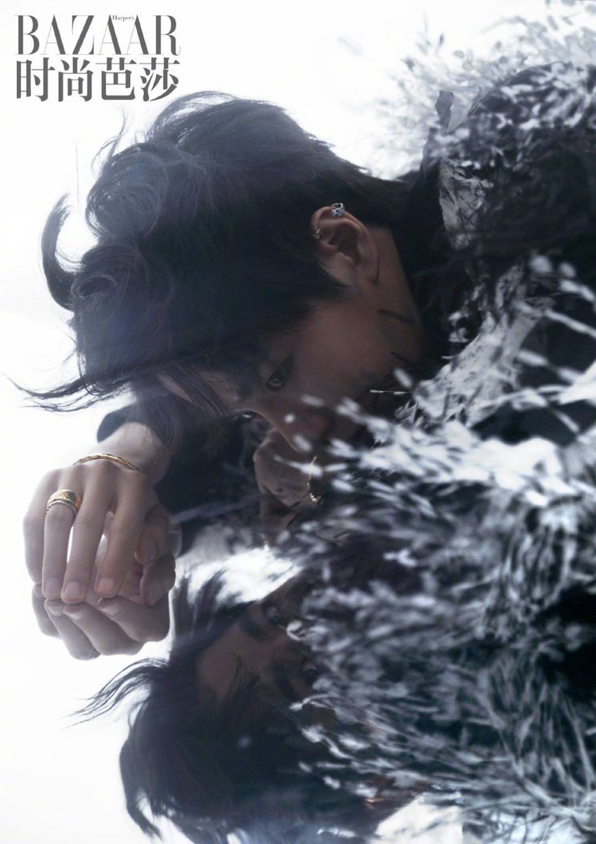 พระเจ้าตอนสร้างอี้ป๋อนี่ใส่ผงอัลไลลงไป