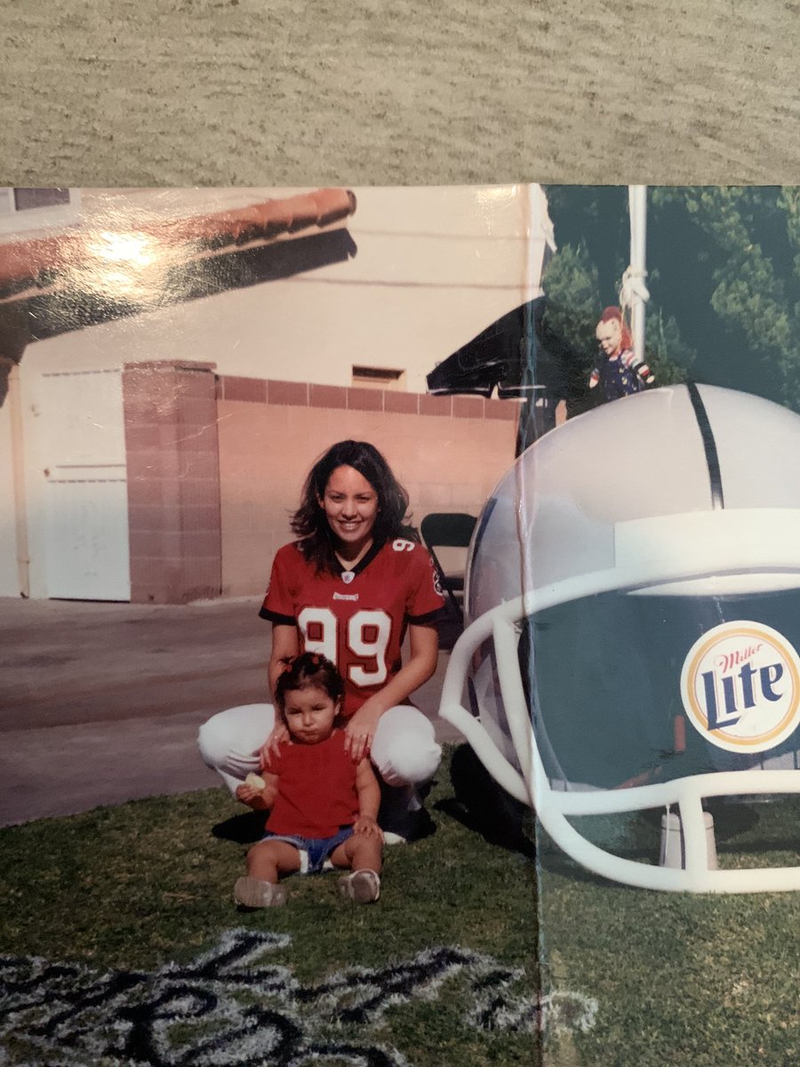 rydon42499's tweet photo. Super Bowl Sunday 2003 &amp; 2021 ❤️ #tampabay #Buccaneers https://t.co/ln6pASZOxa