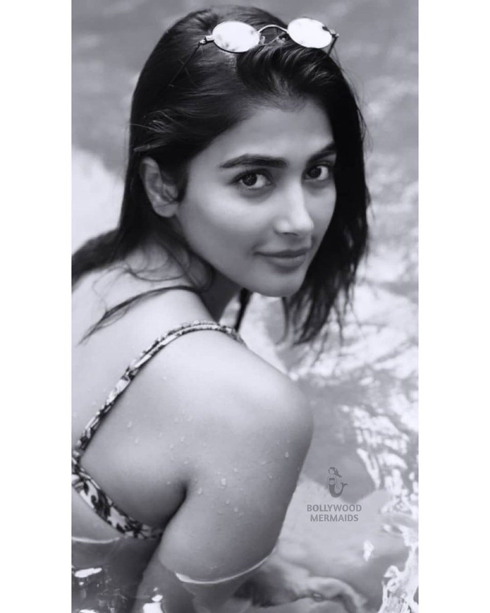 HotBuzz5's tweet photo. #PoojaHegde bikini 👙 #bikinilife #pussy #AssholeDestroyed https://t.co/cJRi0Jw8Eg