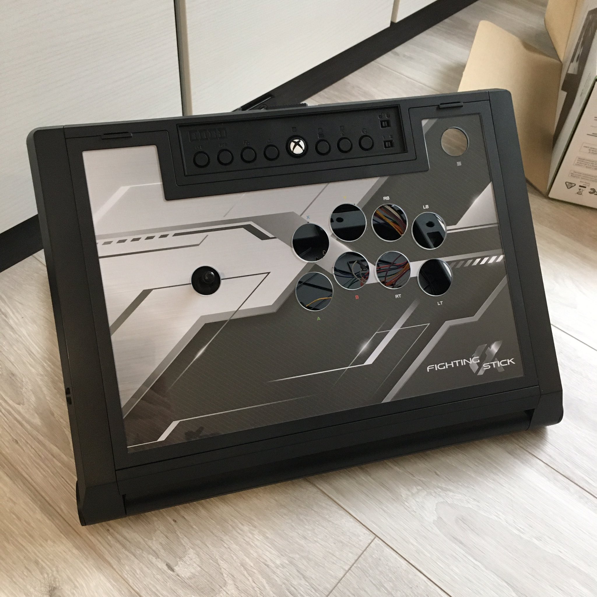 HORI ファイティングスティックα + メタル天板