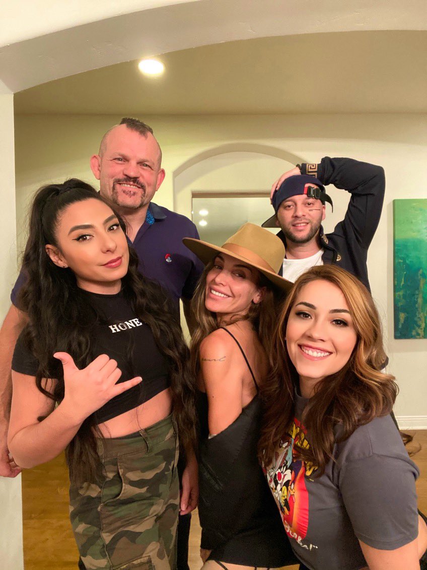 #SuperBowl2021 <a href="/ChuckLiddell/">Chuck Liddell 🥶</a> <a href="/imsodebs/">imsodebs</a> <a href="/HanaGiraldo/">hana giraldo</a> #SuperBowlWeeknd