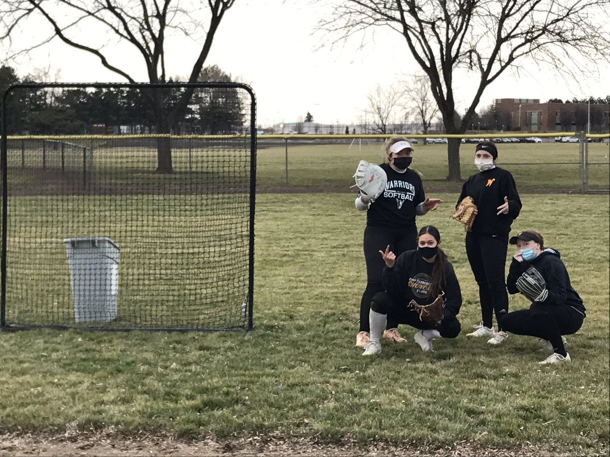 WWCC_Softball's tweet photo. Good to be back! #dubsup https://t.co/TxGRuk7YXi