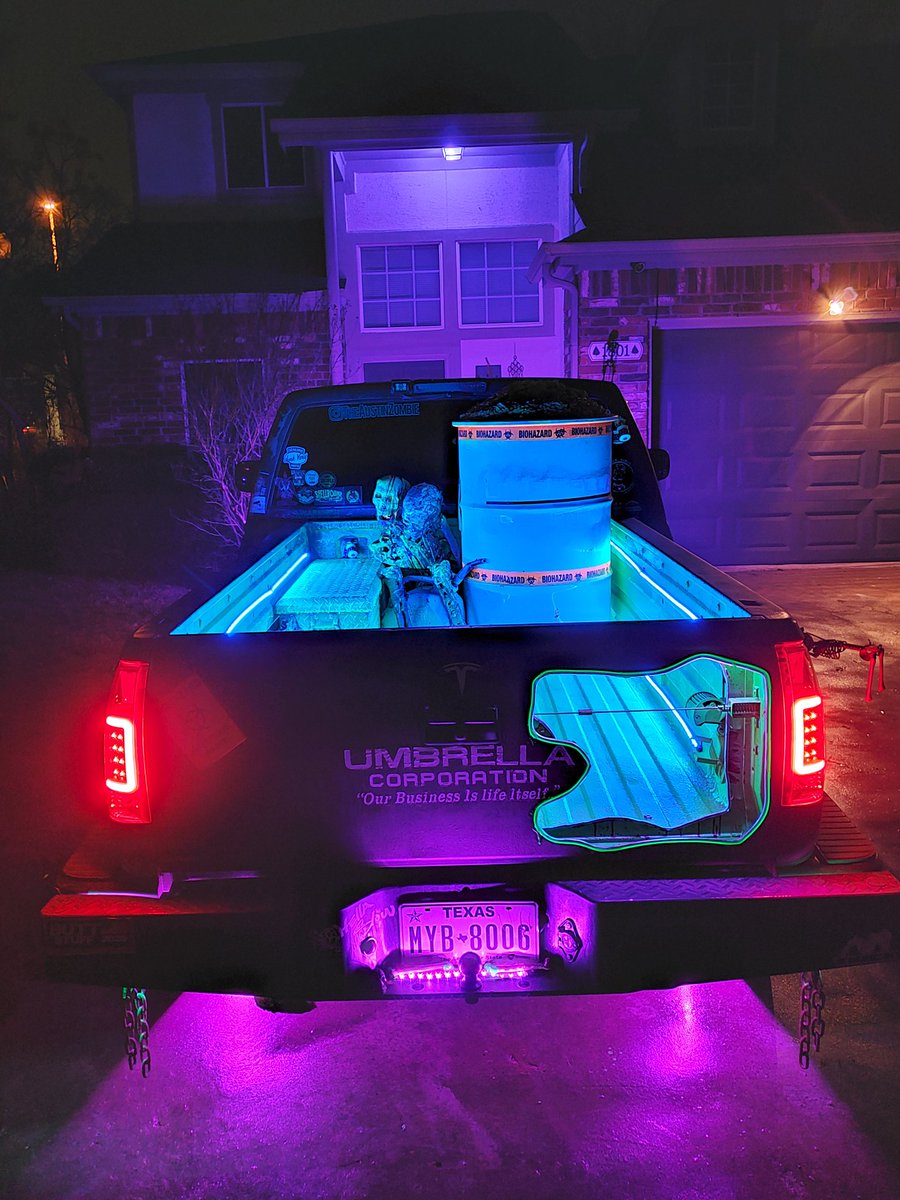 RandomNoobs's tweet photo. @elonmusk I'll never be able to afford a Cyber Truck so I'm building my own version.

Whatcha think so far?!

If you've got a spare emblem I'll come pick it up 😅 https://t.co/b0i8GkISxg