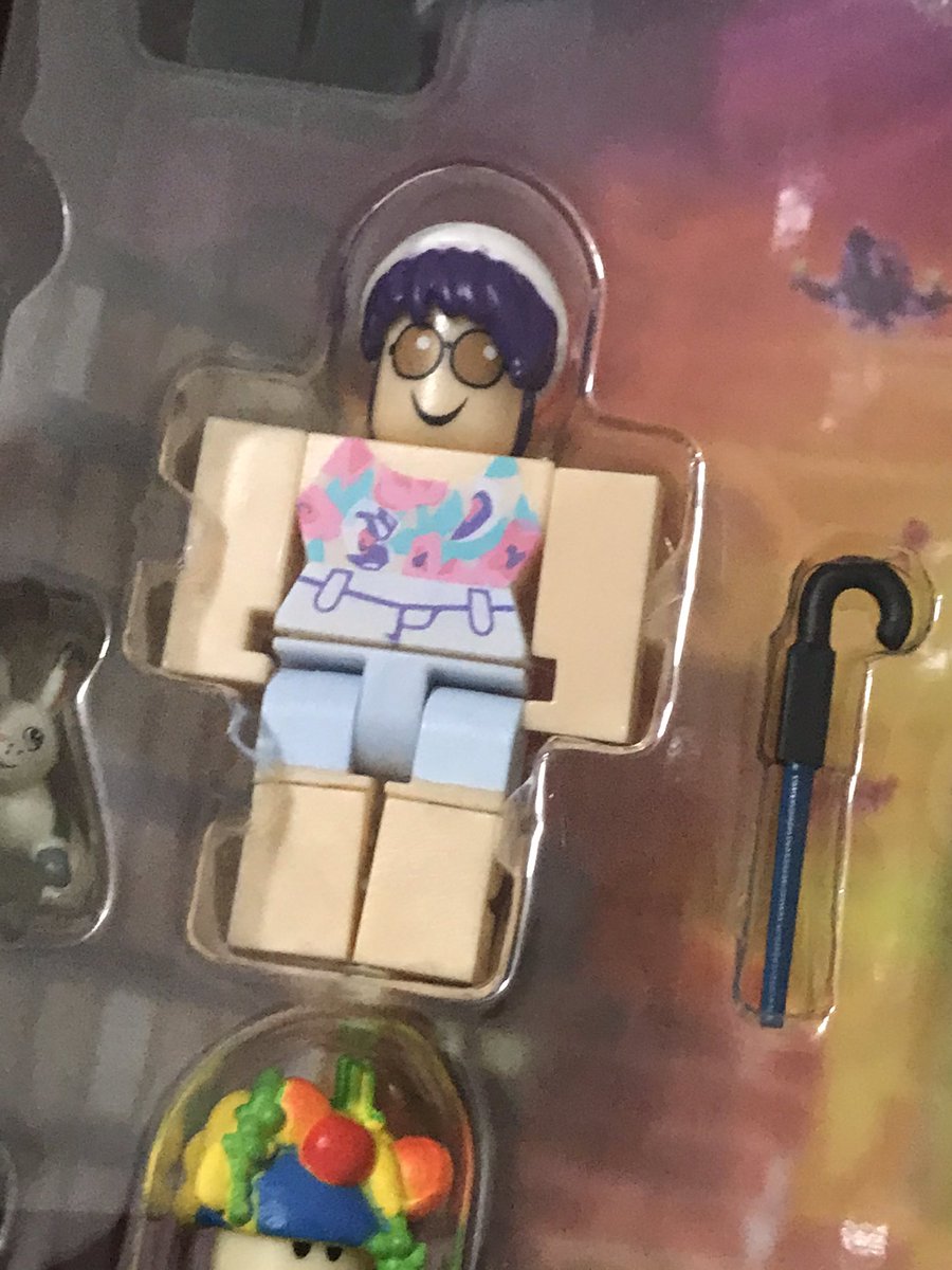 JLVO on X: trading roblox toy codes Queen arachnid face, Feathered  rainbow headphones and Golden Mermaid Visage Face!! (offer in the  comments or dm) ;w; #adoptmetrades #adoptmetradings #adoptmeoffers  #adoptmetradings #adoptmeoffer #adoptmetrade