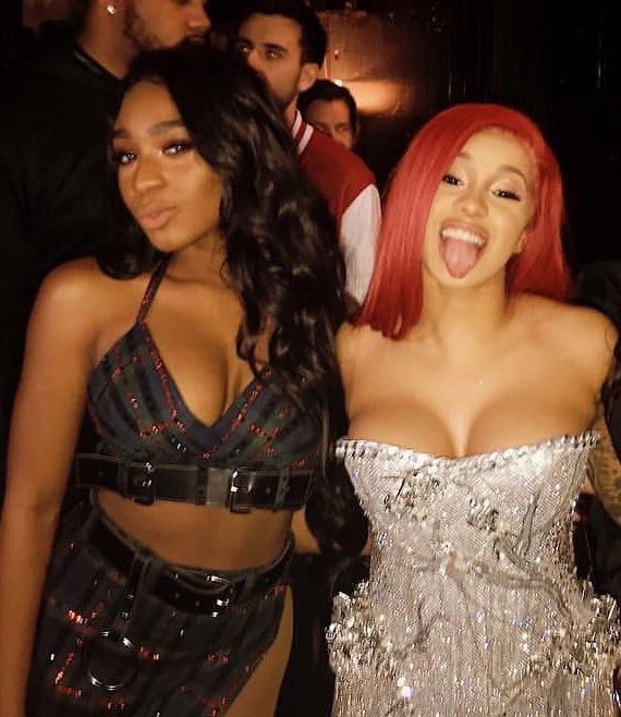 iamcardib tweet picture
