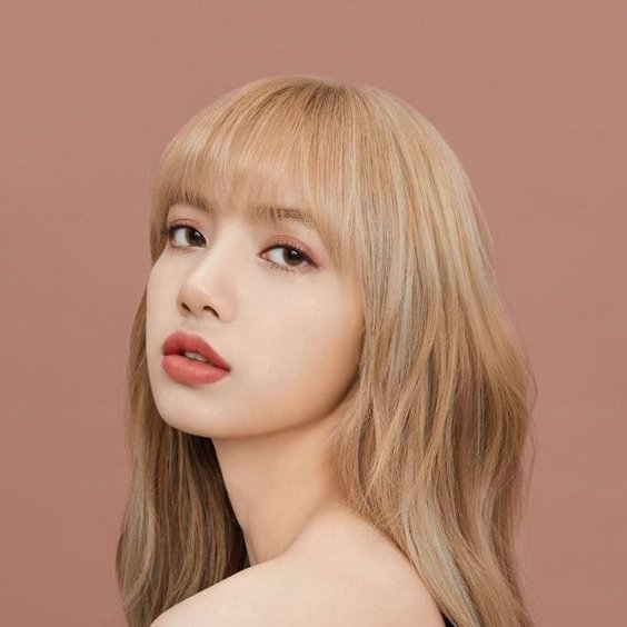 twicepinkfolder's tweet photo. i think we should talk about hyolisa more often https://t.co/9cQHmRyQfH