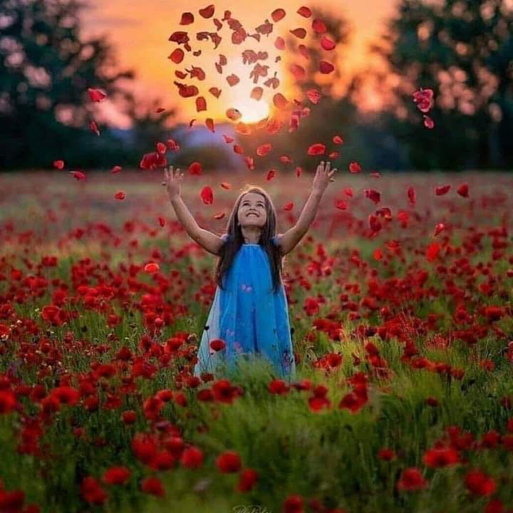 Романтическая фотосессия. Светлая жизнь. Родители и дети. Самого настоящего счастья. Пожелания счастья.