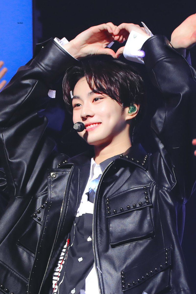 joyce / ia tweet media