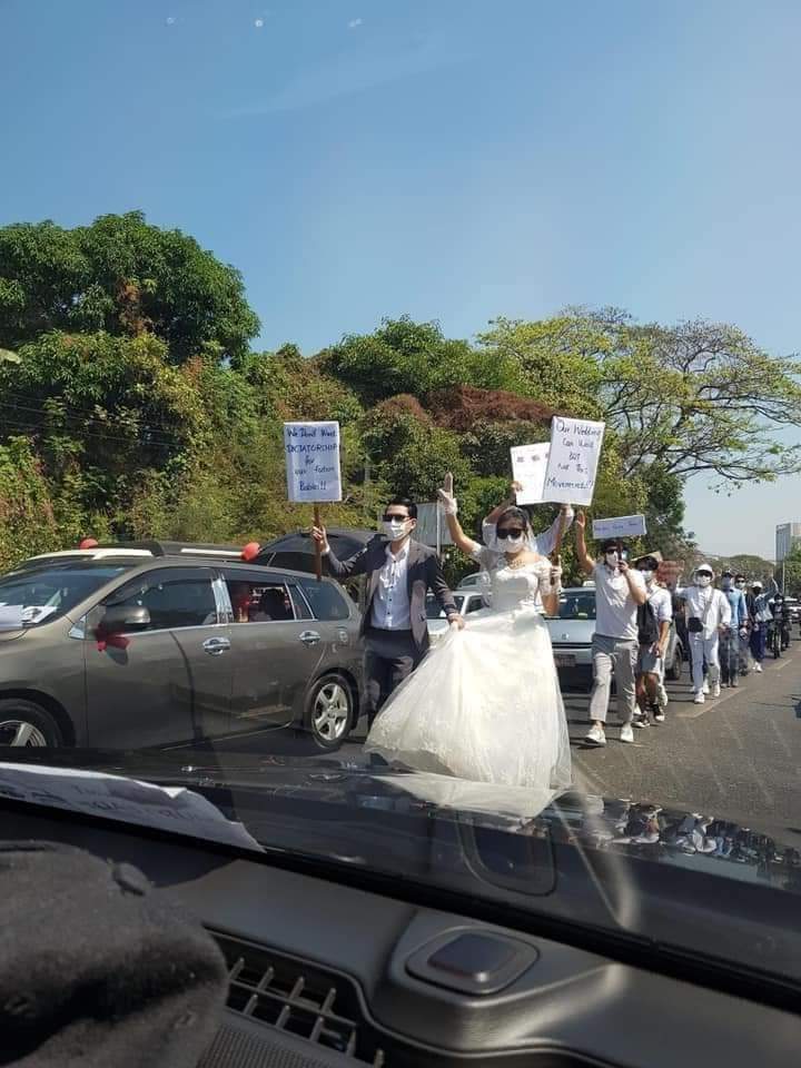 MayThuK10696105's tweet photo. We need democracy and justice.
Today in Myanmar
We don't accept Military Coup
#Feb9Coup 
#WhatsHappeningInMaynmar https://t.co/jm6SgcX22n