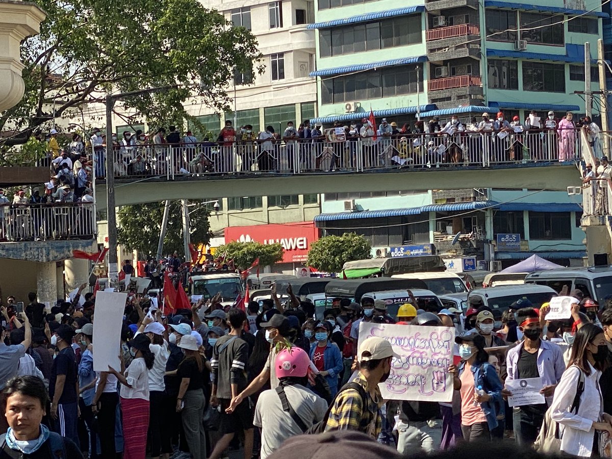 #WeWantDemocracy 
#WeWantJusticforMyanmar
#WhatsHappeningInMyanmar today myanmar