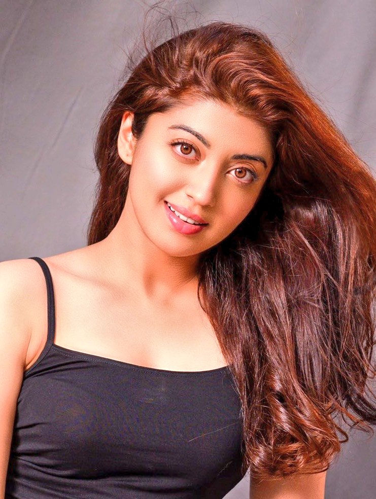 glamoursathya05's tweet photo. #Beautiful @pranitasubhash #PranithaA ⛷️ @pranitasubhash
#PranithaSubhash #pranitha https://t.co/VClNRxMRdV