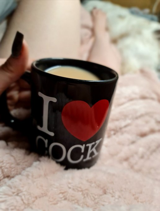 First things first - cup of tea ☕✔ https://t.co/pYgkytiboo<a href="/tag/fussyeater"class="tags"><span>#fussyeater</span></a>