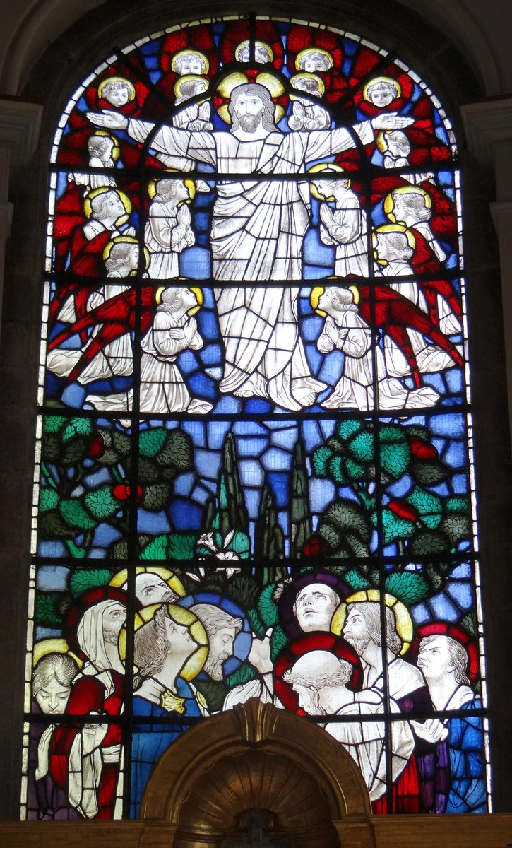 There are hints of Byzantium, of a Romanesque basilica, an indication of artistic tastes that become clearer later in the design of the E window. Pevsner feels the apse sits well in the C18 church, "despite its modestly medieval foliated shafts". Am I talking through my hat?