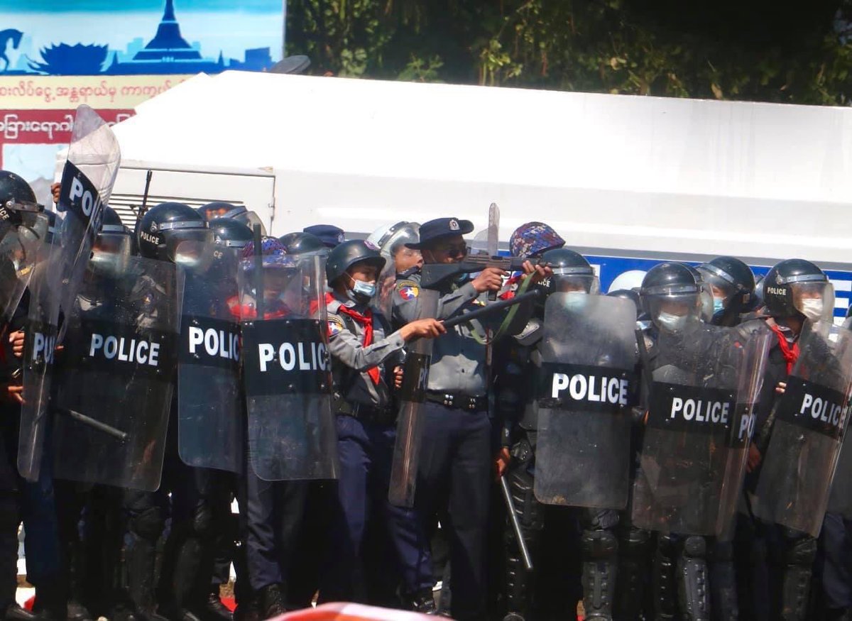 Kold Police Shoot To Non Violent Civilians Using Ma 13 Smg Submachine Gun Girl Condition Worried Shooter Lieutenant Colonel Ko Ko Lwin Transgender Savemyanmar Saveburma Supporttocivildisobedience Wewantdemocracy Weneedjustice