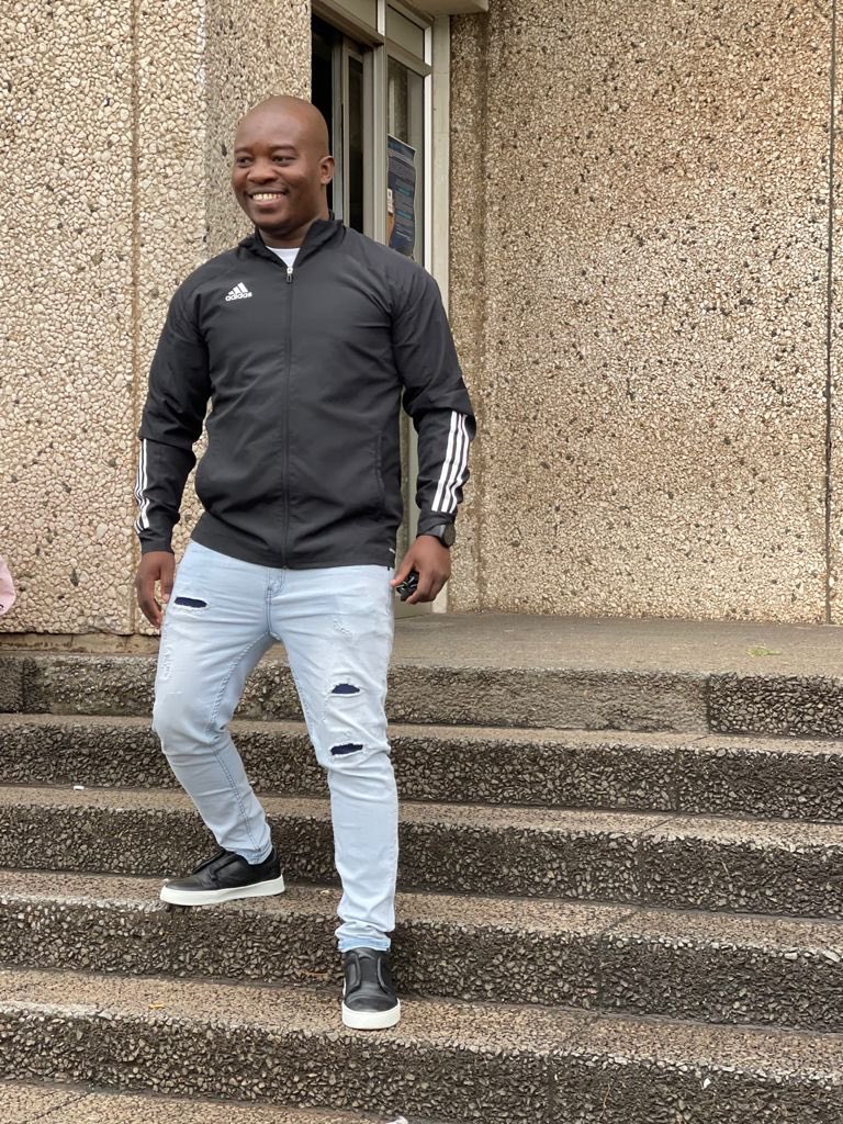 Ramakuwela's tweet photo. Munna wa muvenda. Ndaa ndi masiari https://t.co/LLEAr9jra0