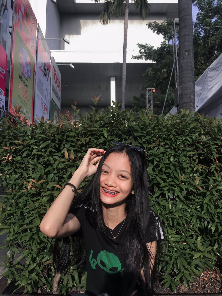 _ployjub's tweet photo. รับงานถ่ายแบบนะค่าาาา #นางแบบ #ถ่ายแบบ #รับงานรังสิต #รับงานถ่ายแบบ #อยากเป็นนางแบบ https://t.co/H8l5ytsy3g