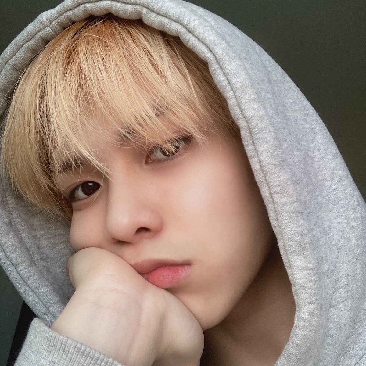 ELASTofficial's tweet photo. 엘좋하~~ 엘링들 좋은 하루 보내용😙😙

#ELAST #엘라스트 #YEJUN #예준 https://t.co/DLcq5MMbWd