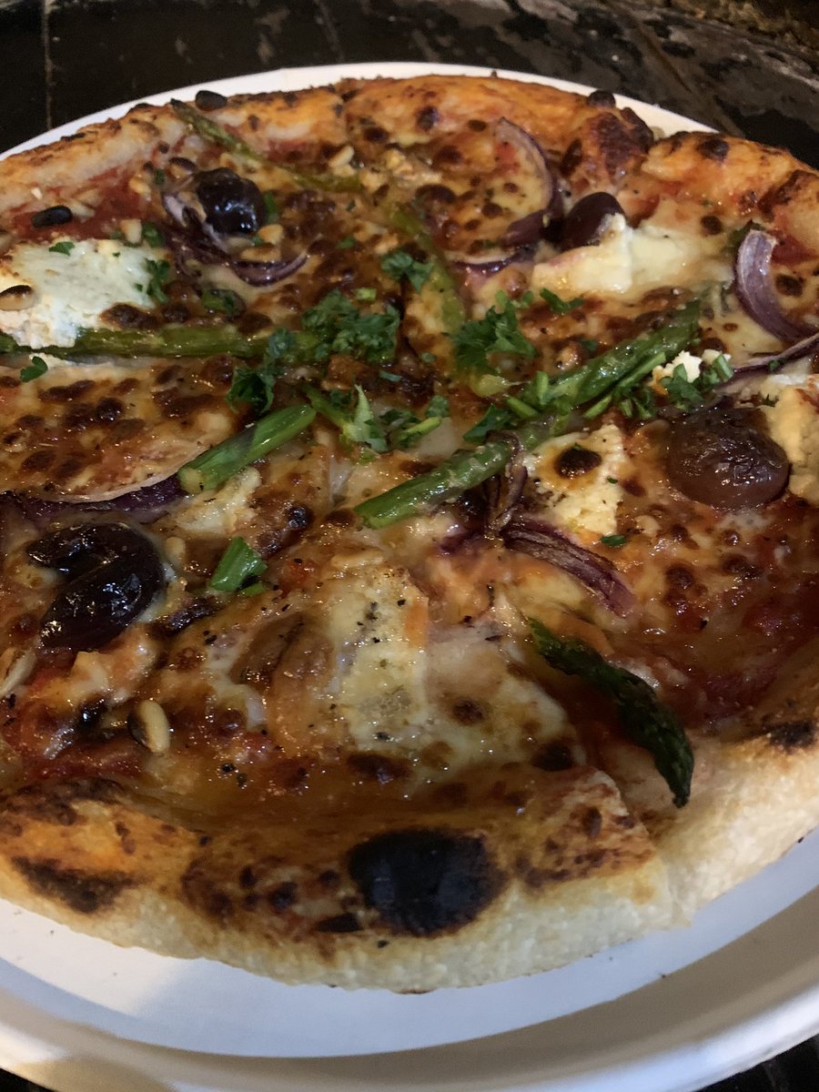 TheFactoryTap's tweet photo. National pizza day (today) is a day to celebrate 🍕which is a baked flatbread topped with tomato sauce and cheese and baked... #pizza was invented in Naples, Italy in the 10th century you can try a delicious @Yard46_Kendal pizza tonight at the Tap info@thefactorytap.co.uk https://t.co/K9xWlxh45k