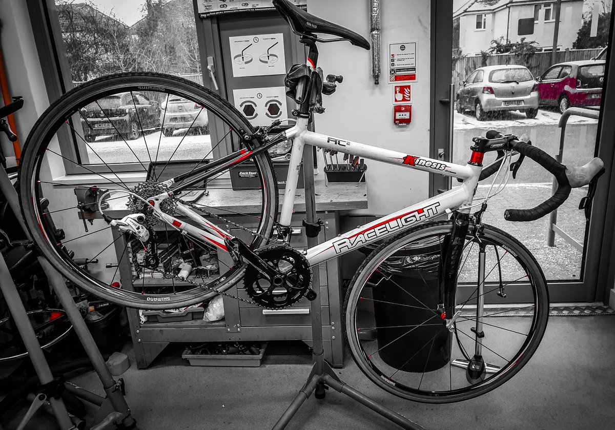 bespokebeheard's tweet photo. Nice to have a Kinesis Racelight in the workshop: when they had carbon wishbones.
.
.
.
@kinesisbikes_uk #kinesis #kinesisracelight #BESPOKEbeHEARD https://t.co/iUntwMXHDL