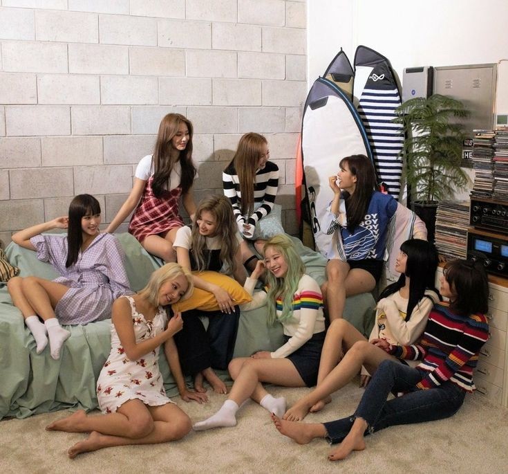TWICE_quotes's tweet photo. "It's okay. We have ONCE so it's okay."
  – TWICE
#TWICE #트와이스 @JYPETWICE https://t.co/KJXsV0n6if