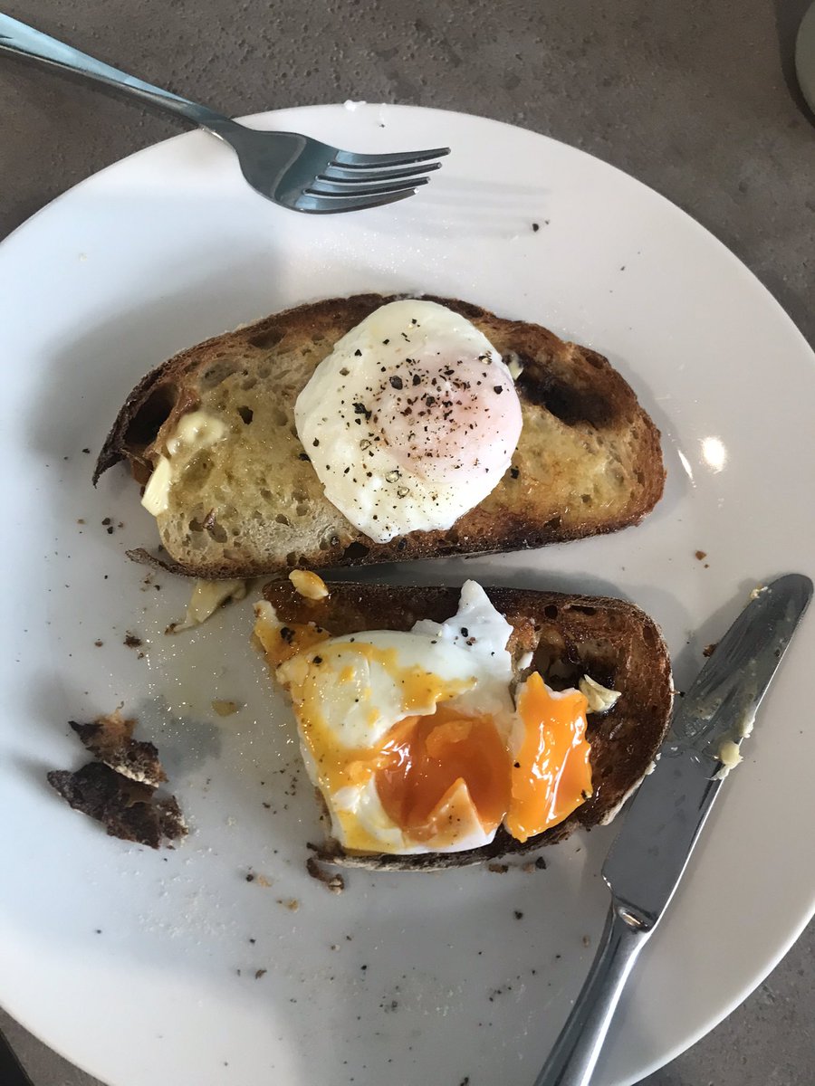 lenlennylenz's tweet photo. Just salt &amp; pepper mate... can I please join #eggclub? https://t.co/bLwoSKCqJG