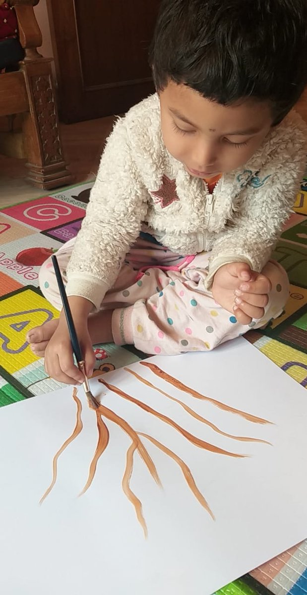 SAI_Edu_In's tweet photo. They did a super beautiful engaging craft named as Crafty Craft. They painted the groundnut shells with different colours and pasted on chart paper and gave it the shape of a beautiful plant. It was an interesting activity done today.
#CraftyCraft https://t.co/cRiTTDRcZB