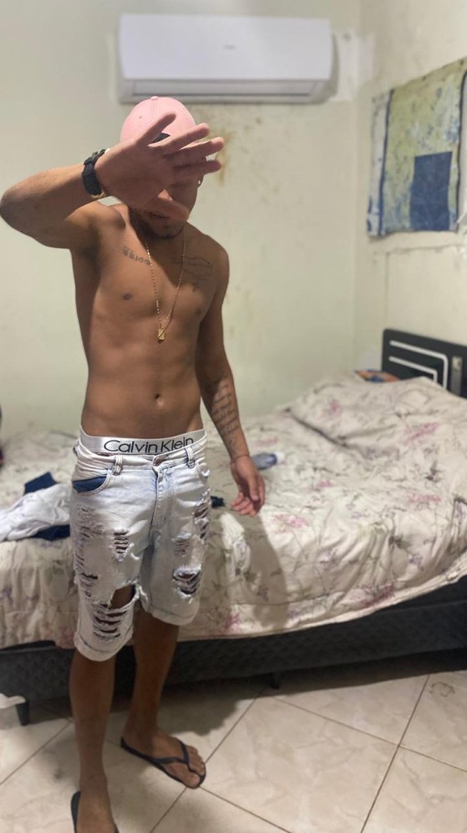 Da_Lacoste_33's tweet photo. Calma🤦 / agora foi 🤭🤤❤️ https://t.co/D7jCQIidwt