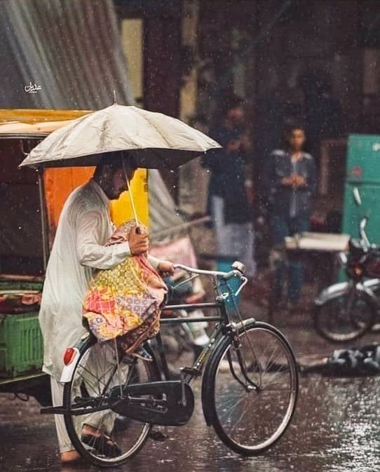 mdshaban301's tweet photo. उनके होने से "वक़्त"  होते हैं,,

मियां, "वालिद" घर के "दरख़्त" होते हैं !!
❤️👈🌻
@Mahanaatma1 https://t.co/Y8hY0ZRl9t