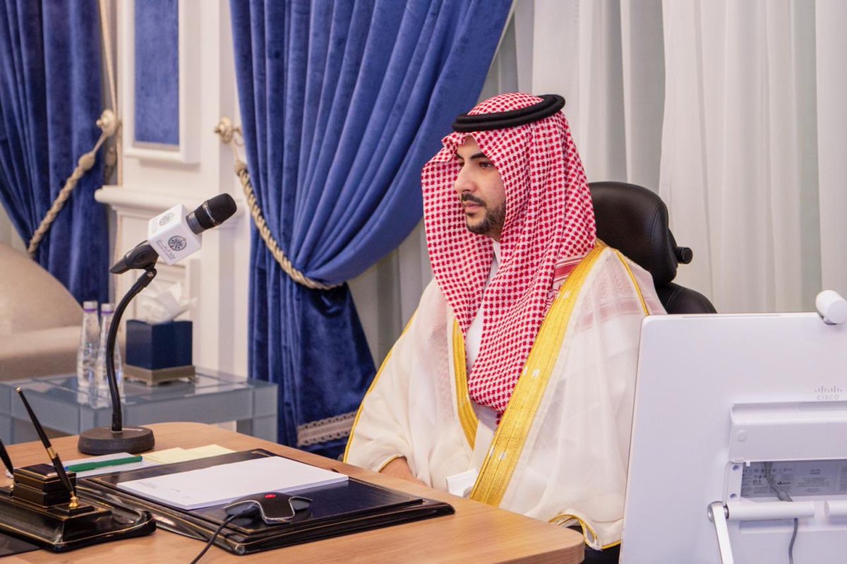 AJELNEWS24's tweet photo. خالد بن سلمان :

هذه الخطوات المباركة تأتي استشعارًا من قيادة خادم الحرمين الشريفين وسمو ولي العهد لأهمية الحقوق في إطار حرصهما الدائم على ضمان حقوق المواطنين والمقيمين ورعاية مصالح كل من هُم على أرض المملكة العربية السعودية.
. https://t.co/pcQY4jKk9X