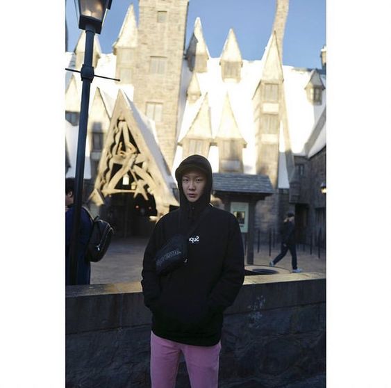 your camera roll if LEE SEUNGHOON was your boyfriend— a thread;