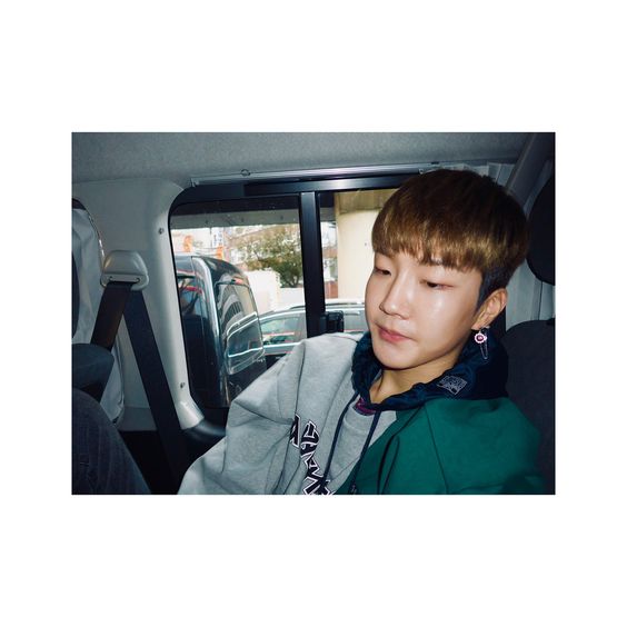 your camera roll if LEE SEUNGHOON was your boyfriend— a thread;