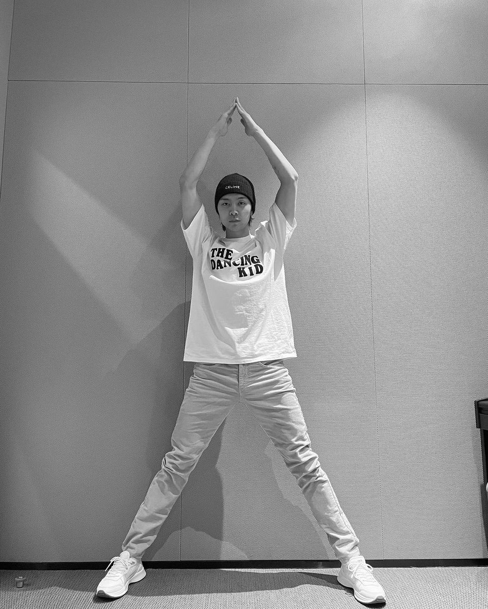 SM_NCT tweet media