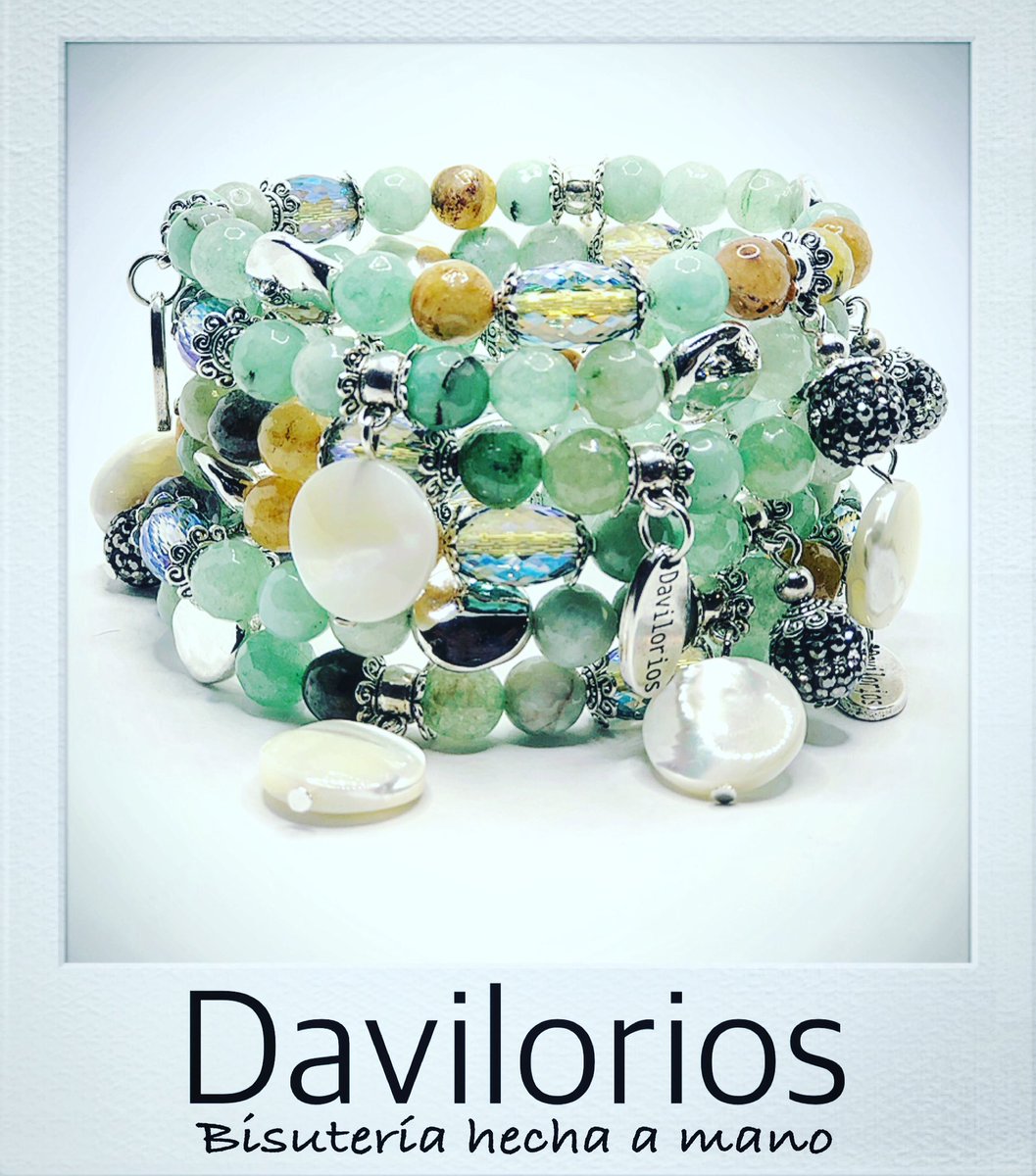 Davilorios's tweet photo. Te presentamos una nueva pulsera elaborada en amazonita, nácar y pave de Cristal hematite ❤️ esperamos como siempre que te gusten...
@LydiaLozanoOf @lydialozano__ https://t.co/Ei8ceE0AyY