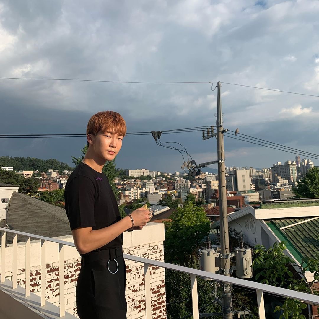 your camera roll if LEE SEUNGHOON was your boyfriend— a thread;