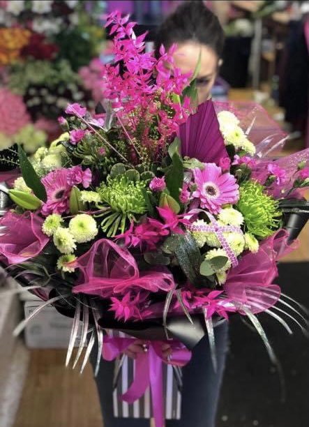 To celebrate our 1st birthday this #ValentinesDay we have teamed up some of our fav #Prescot independents to give you a chance to win these great prizes! Simply retweet before 5pm on Fri 12 Feb for a chance to win!

<a href="/BalearicHouse/">Balearic House Drinks</a> 
<a href="/albionbakehouse/">nina abh</a> 
#CakesAndFlours
#SweetNothings